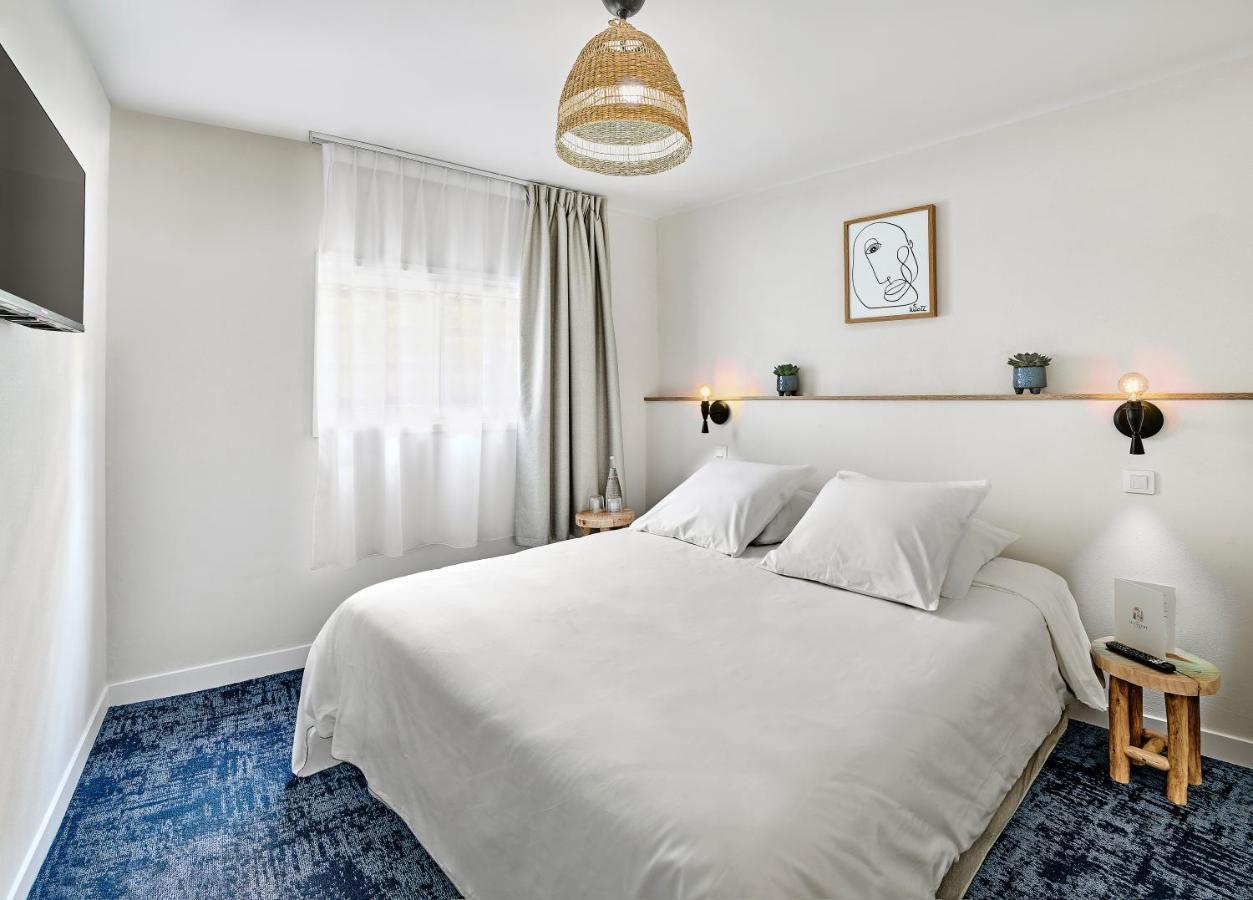 Hotel Le Suquet Канни Екстер'єр фото